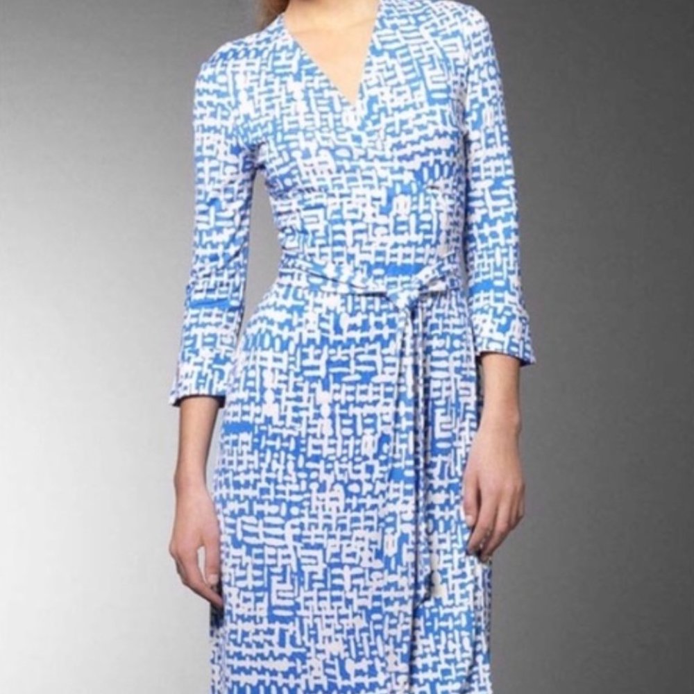 Diane Von Furstenberg Vintage Julian 100% Silk Knit Wrap Dress 6